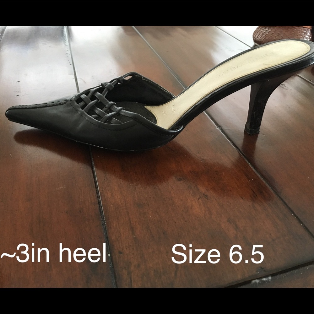 🔴SOLD Nine West Black Leather Mules